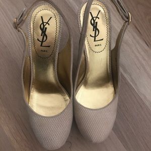 Yves Saint Laurent Tribute Two Pumps